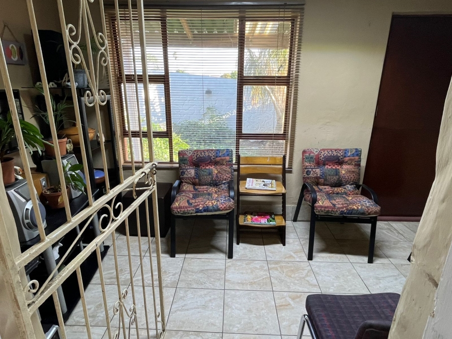 6 Bedroom Property for Sale in Rosemount Eastern Cape